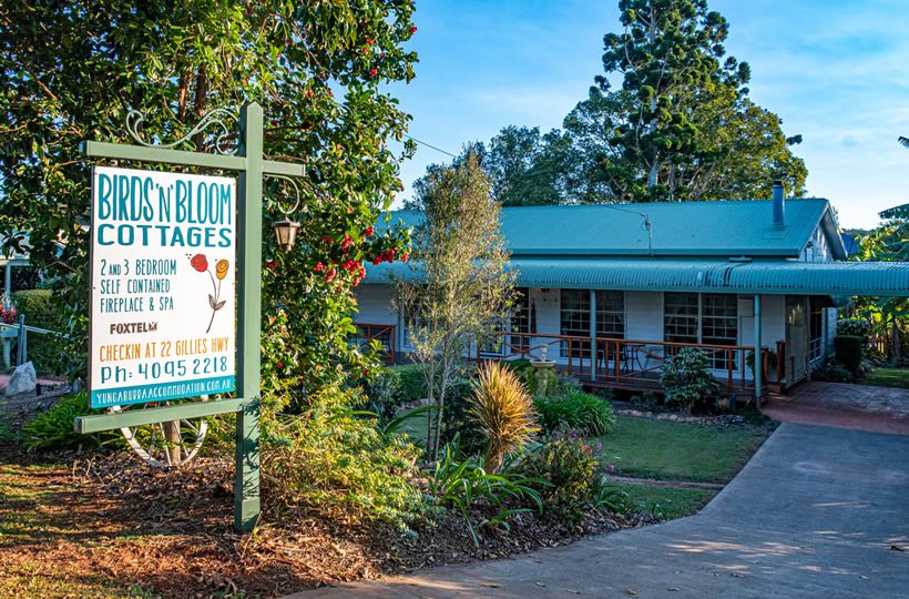 Birds 'n' Bloom 3 Bedroom Cottage Yungaburra