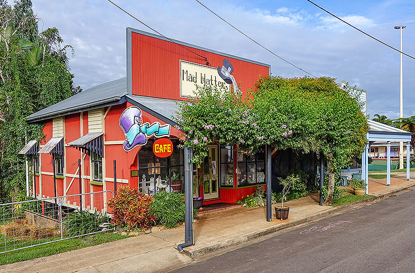 Mad Hatters Cafe